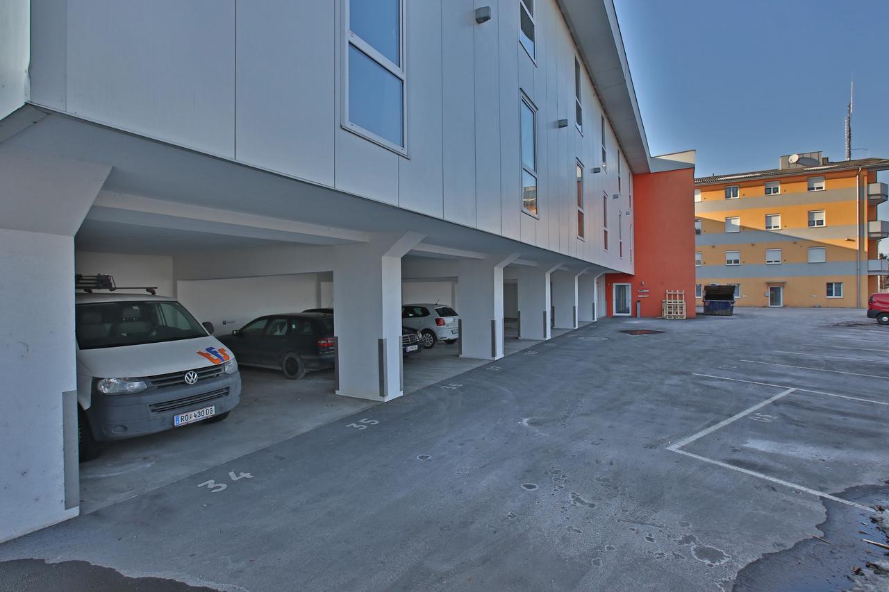 Montagehotel Living@Linz Zewnętrze zdjęcie