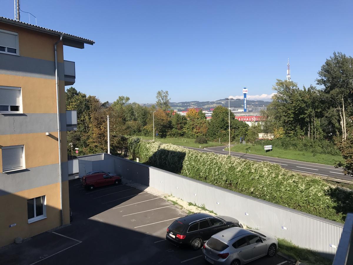 Montagehotel Living@Linz Zewnętrze zdjęcie
